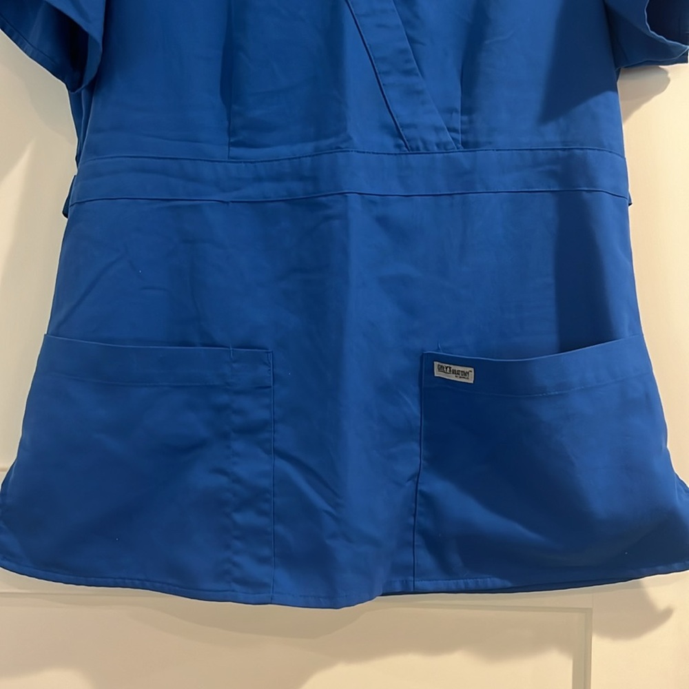 Grey’s Anatomy Scrub Top by Barco Women’s Medium - Picture 3 of 7